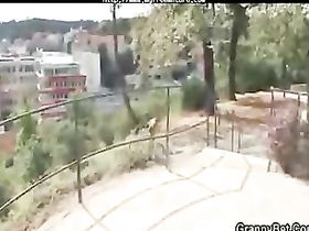 Молодой снял бабушку и трахнул ее